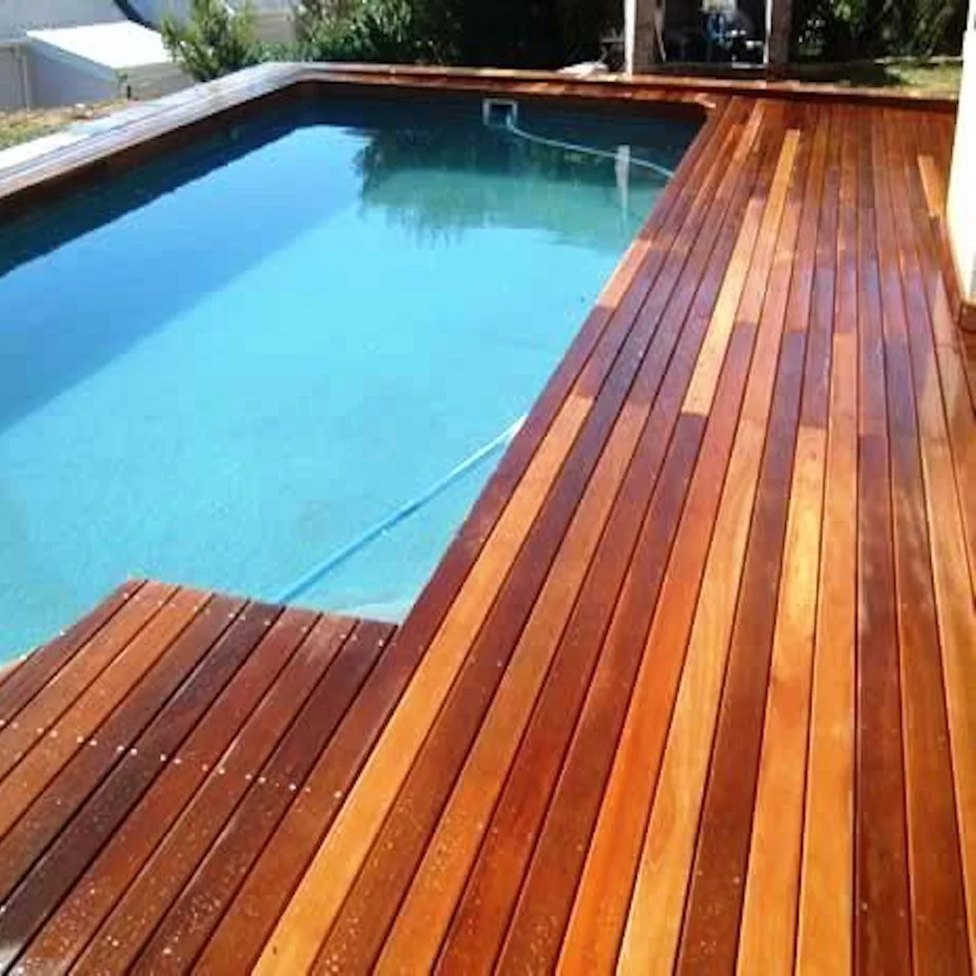 Decks personalizados, você encontra na Aeromadeiras Londrina!