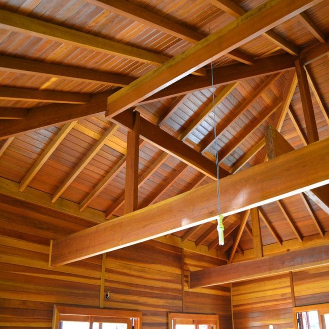 Forros de Madeira você encontra na Aeromadeiras Londrina!