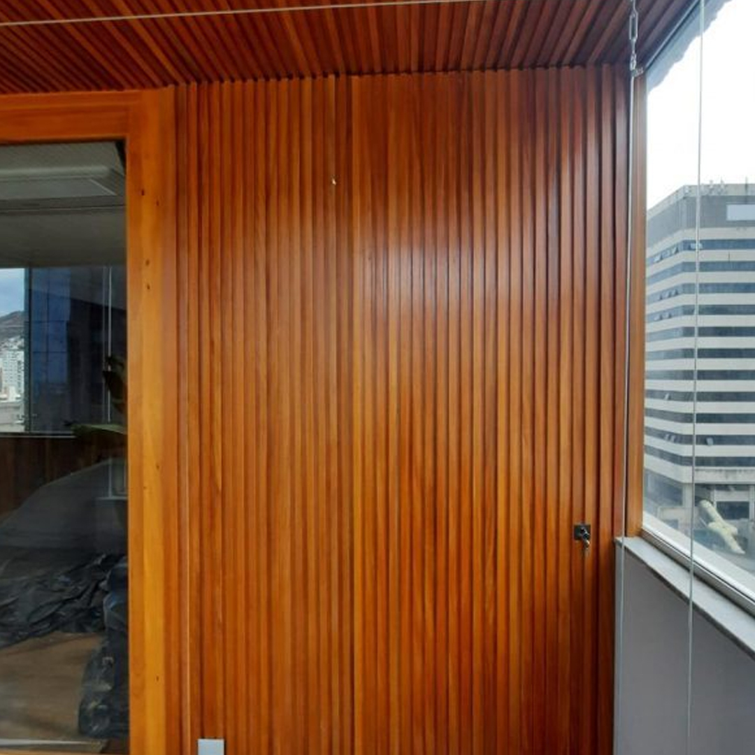 Ripados de Madeira para portas, janelas, fachadas, forros, você encontra na Aeromadeiras Londrina!